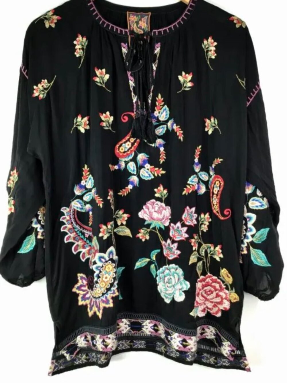 Johnny Was Margot Embroidered Boho Blouse Kendra Cupro Black NWT $330 - Picture 2 of 3